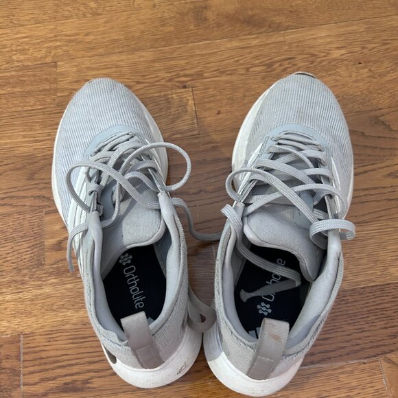 ADIDAS WOMENS JOGIT RUNNING SHOE Ortholite | Size 7.5